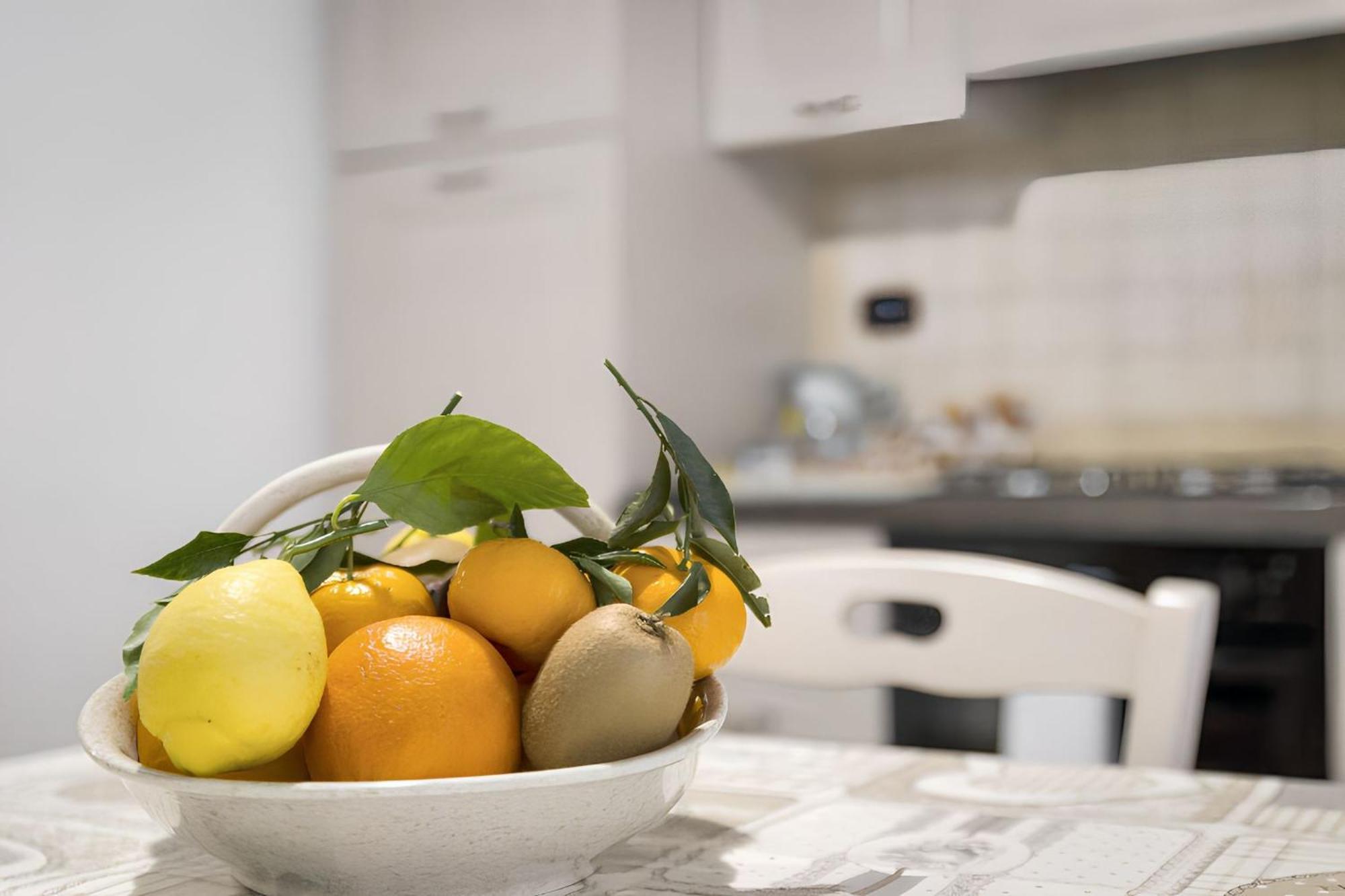Modern Apartment Near Arce City Centre 62 M² Parking Buitenkant foto